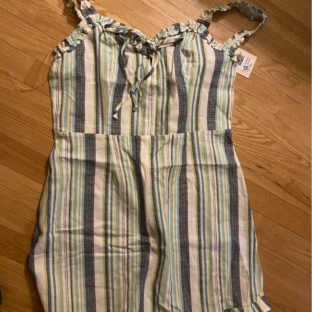 Women’s dress